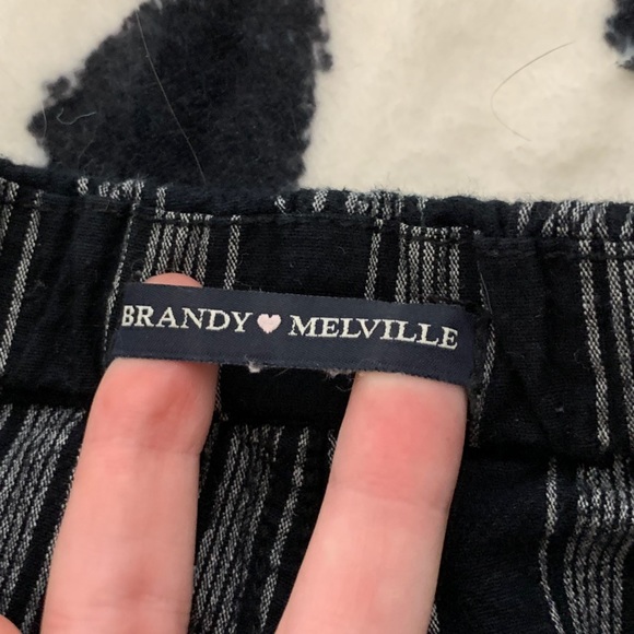 Brandy Melville stripped Tilden pants. - Picture 2 of 3